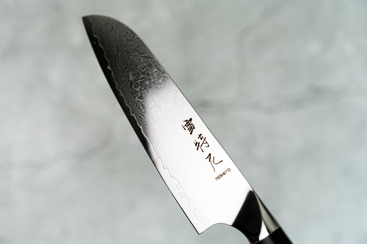 Couteau Santoku G10 180 mm, manche occidental, noyau en acier Damas VG-10, 67 couches