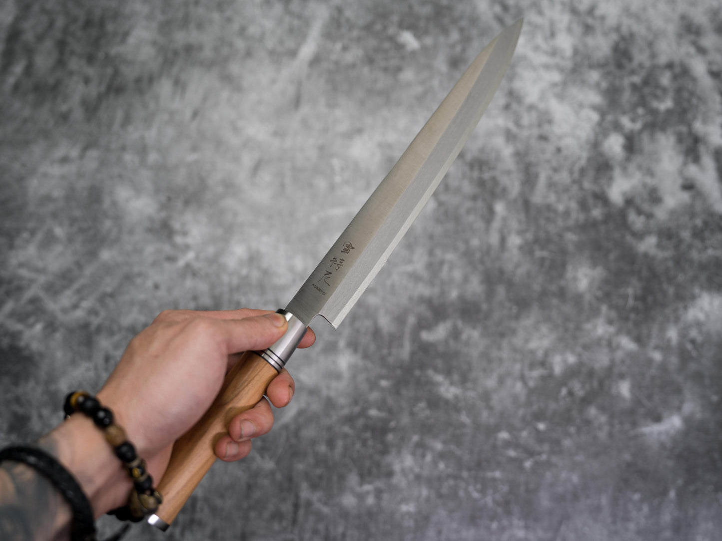 Couteau à sashimi Noseto Yanagiba 270 mm en acier forgé avec bois d'olivier naturel