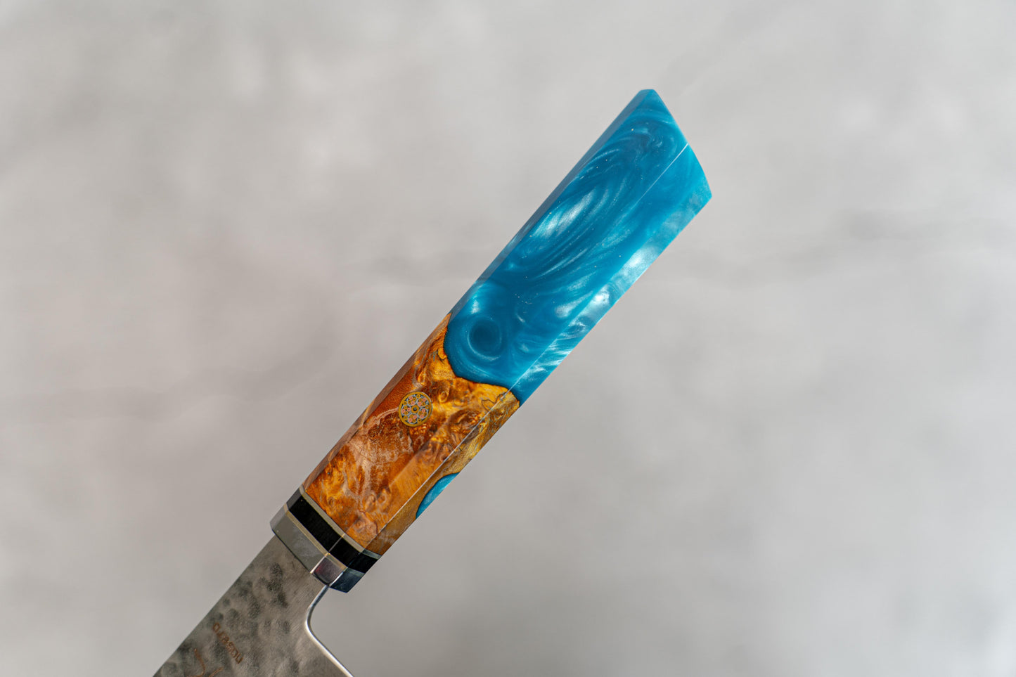 Noseto Blue Hammered VG-10 67 layers 210mm Damascus Resin Handle Wood