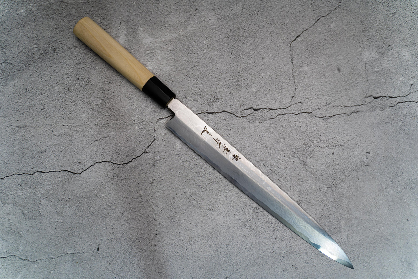 Sakai Takayuki Uzushio Couteau japonais No.2 Yanagiba en acier blanc, manche Magnolia de 270 mm