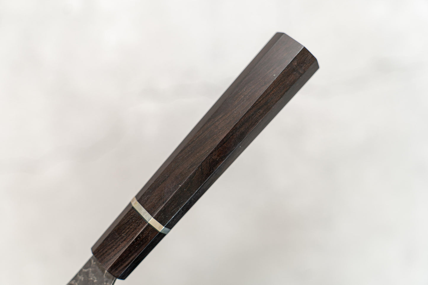 Couteau Santoku Noseto en acier inoxydable à haute teneur en carbone, manche octogonal en ébène, 170 mm