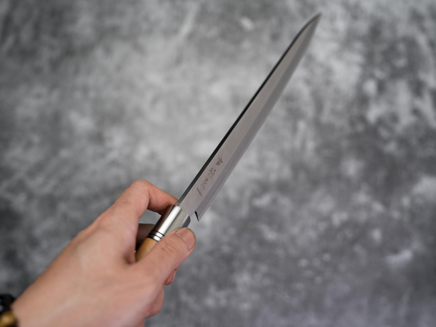 Couteau à sashimi Noseto Yanagiba 270 mm en acier forgé avec bois d'olivier naturel