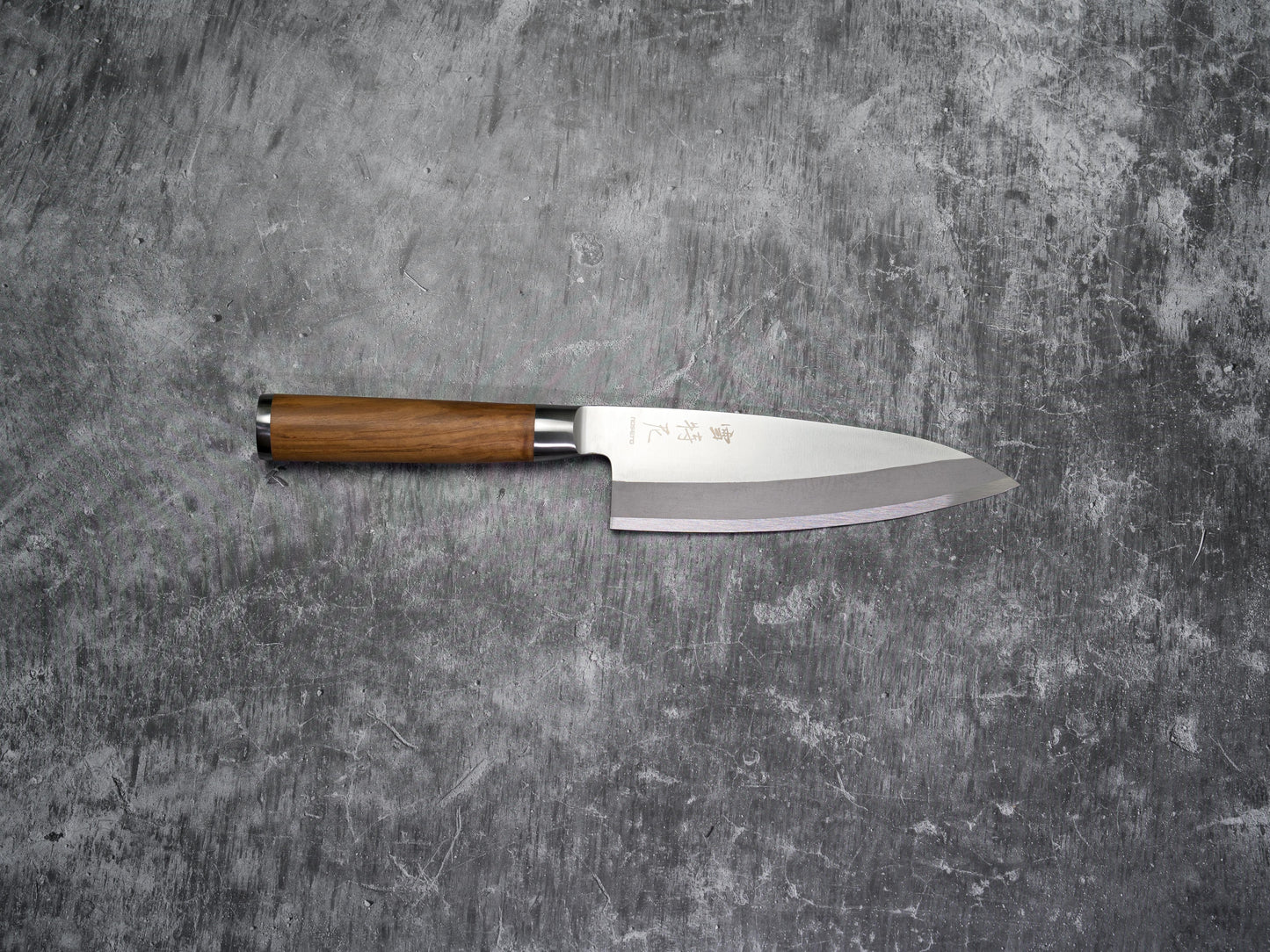 Noseto Deba 180 mm en acier forgé avec bois d'olivier naturel