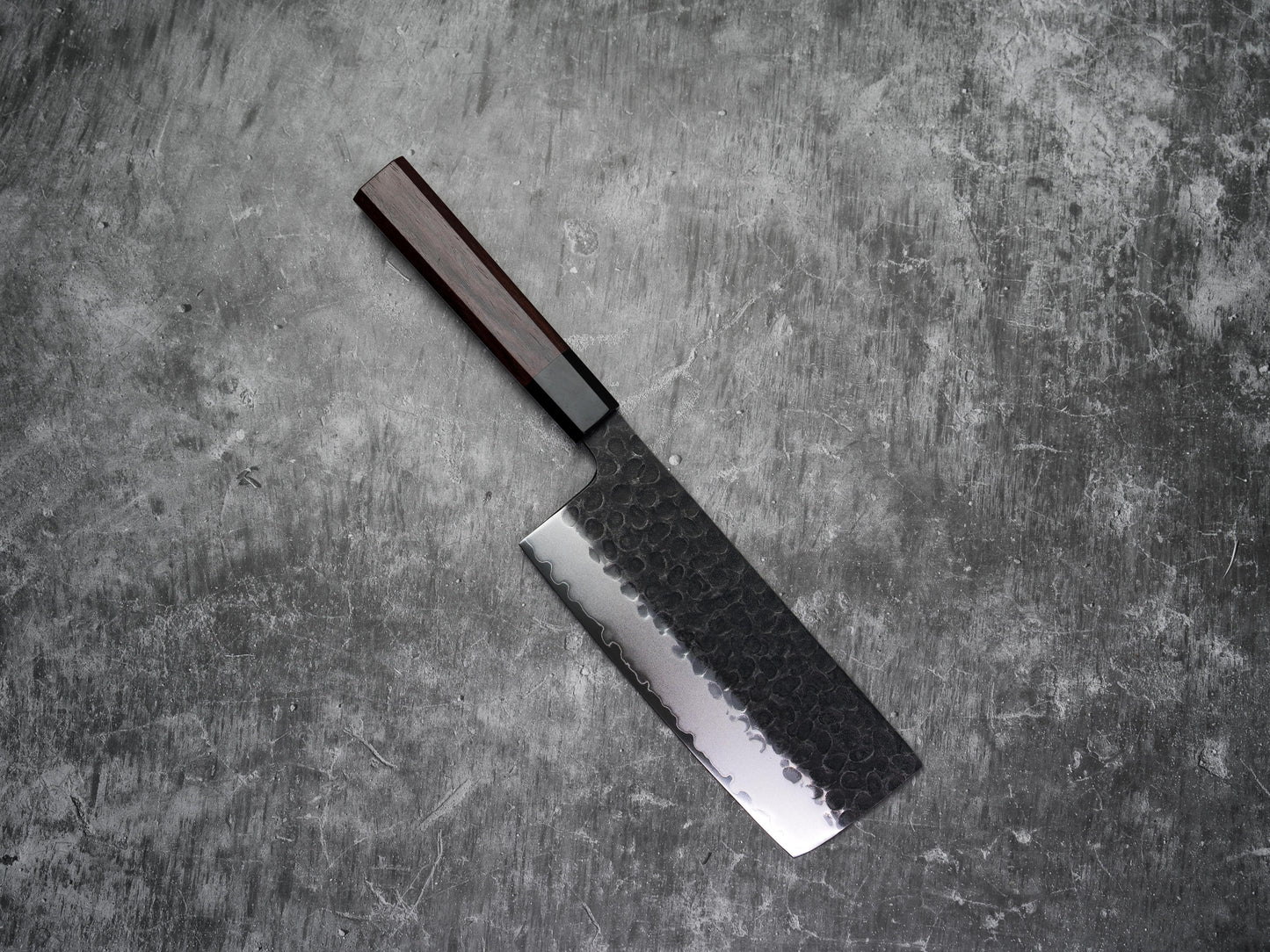 Nakiri Noseto Neno 180 mm de haut, 3 couches d'acier au carbone avec bois rouge et corne de buffle
