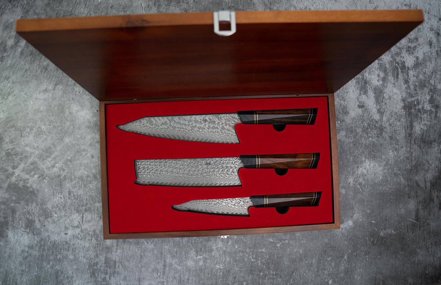 Ensemble de couteaux Noseto 110 couches (Gyuto, Nakiri, Petty) Damas Super Steel North America Manche en bois de fer avec Saya magnétique