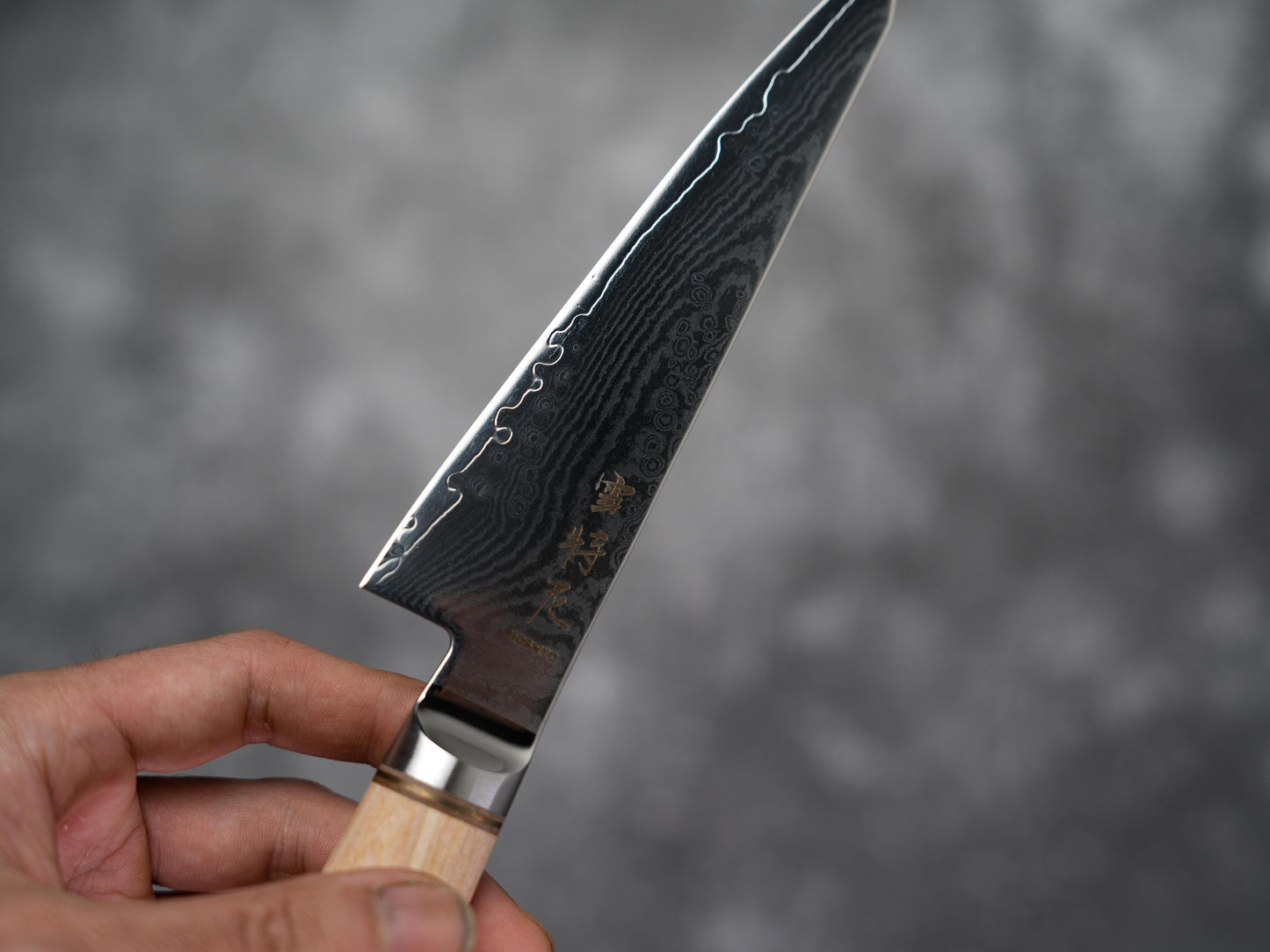 Couteau Noseto Honesuki 150 mm avec manche en bois de pakka et traversin pleine soie