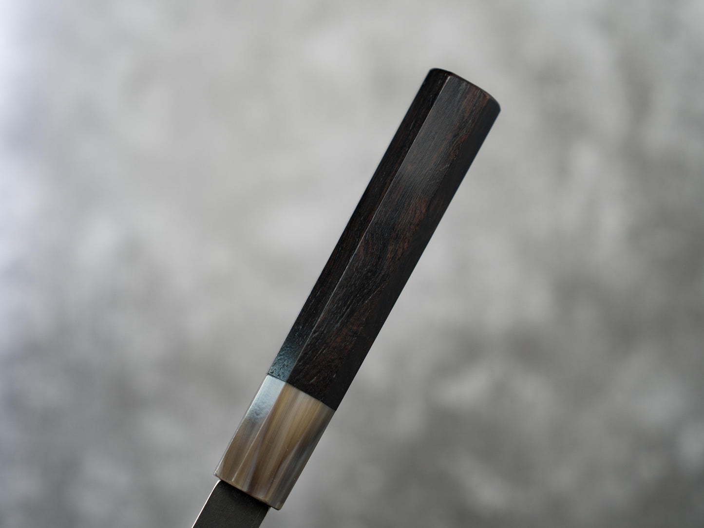 Aiguiseur Noseto Fuka 135 mm avec manche en ébène et buffle