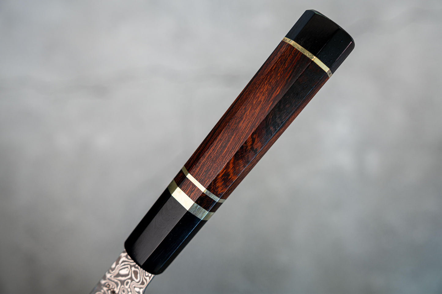 Couteau Noseto Kaji Gyuto 210 mm, Damas, noyau en acier VG-10, 67 couches, cornes de buffle, bois de fer
