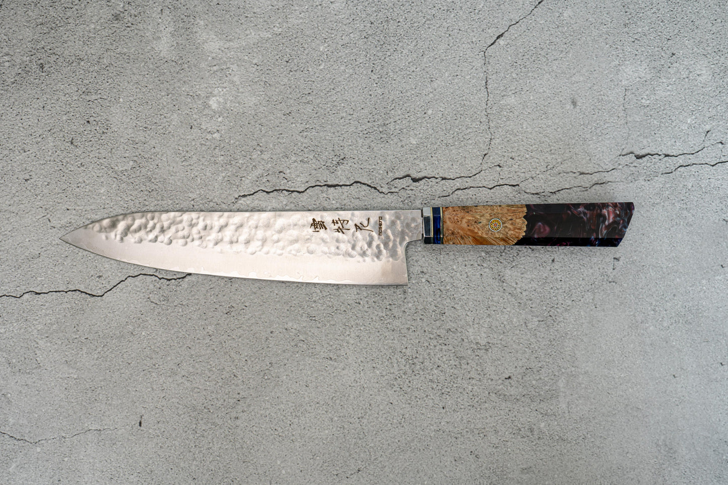 Noseto Purple Hammered VG-10 67 layers 210mm Damascus Resin Handle Wood