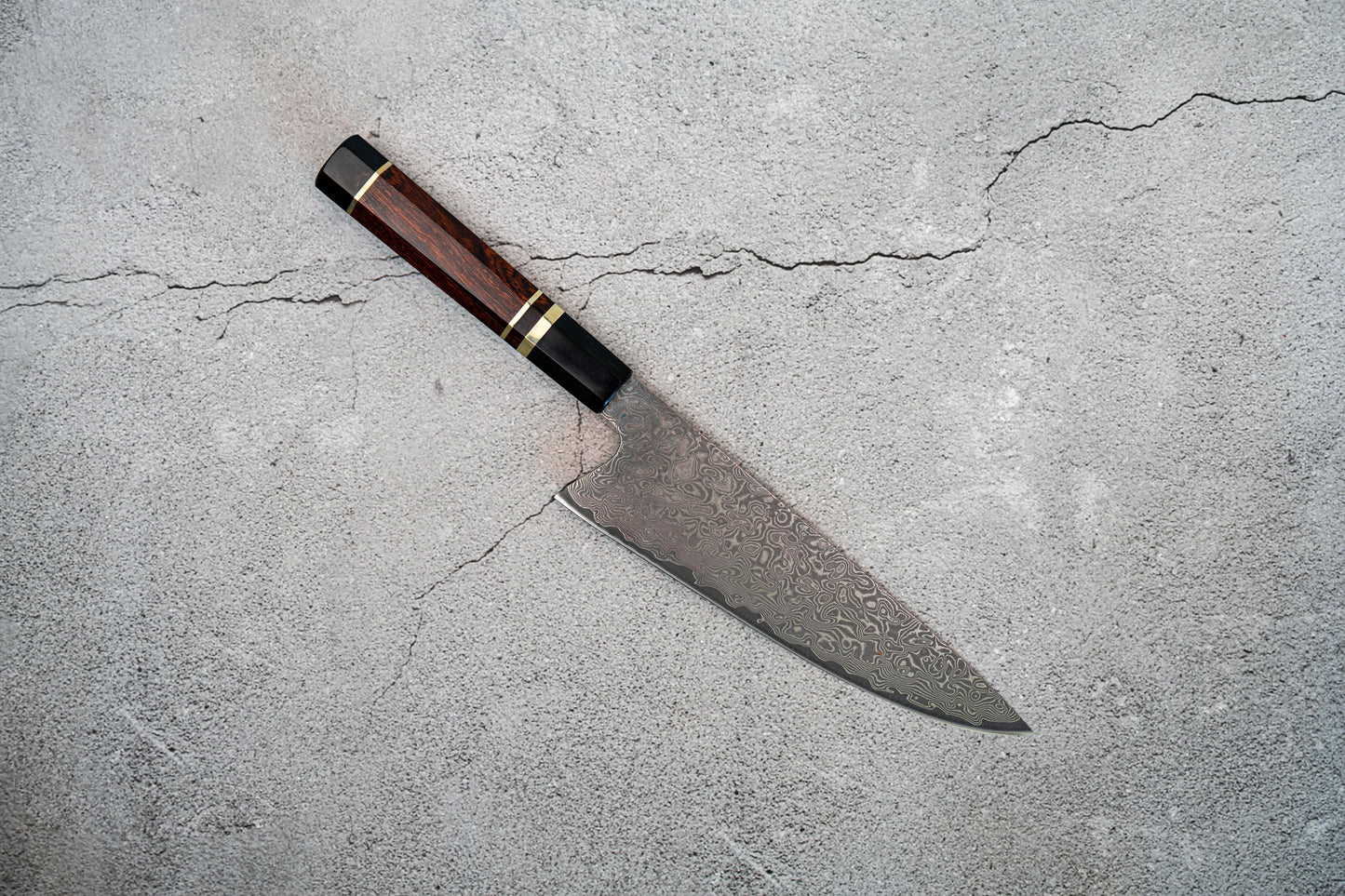 Couteau Noseto Kaji Gyuto 210 mm, Damas, noyau en acier VG-10, 67 couches, cornes de buffle, bois de fer