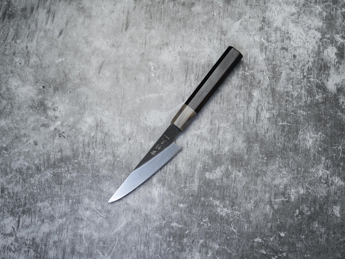 Aiguiseur Noseto Fuka 135 mm avec manche en ébène et buffle