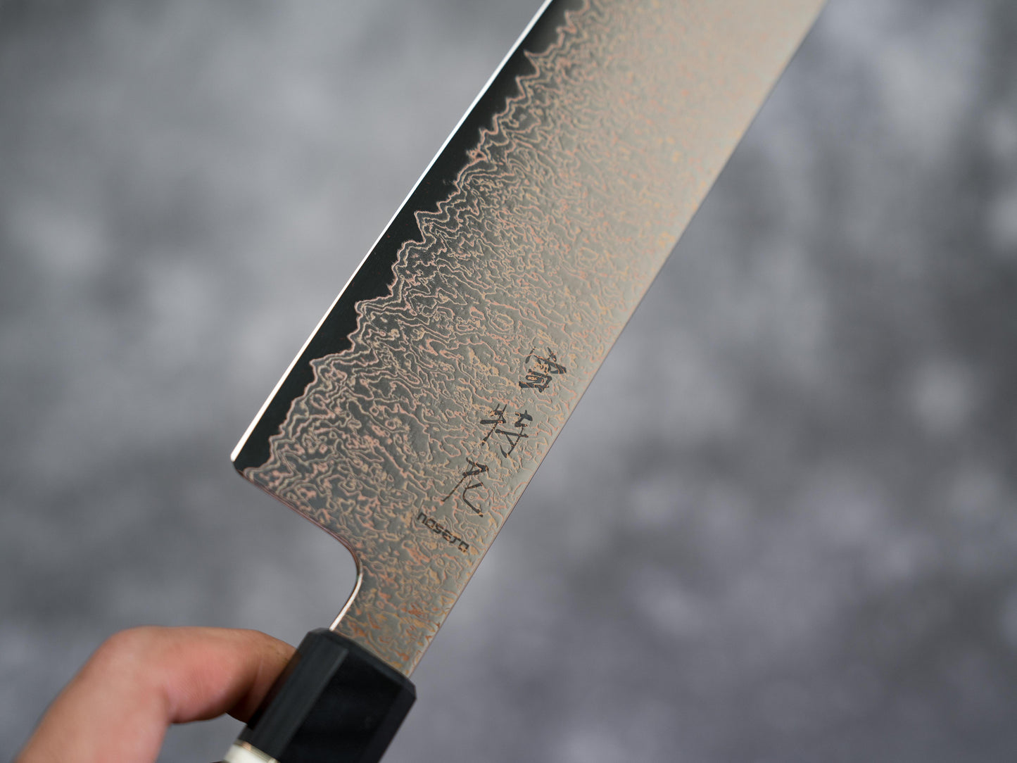 Couteau Nakiri Noseto Kiiro 37 couches en acier de Damas et cuivre, 170 mm, manche en bois de fer