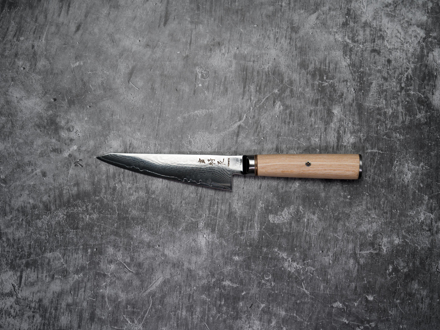 Couteau Noseto Honesuki 150 mm avec manche en bois de pakka et traversin pleine soie