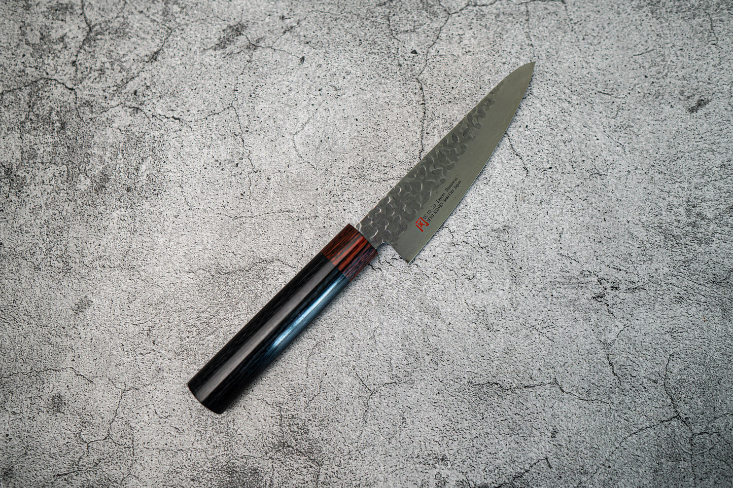 Petit couteau japonais Santoku Iseya VG10 Damas 135 mm