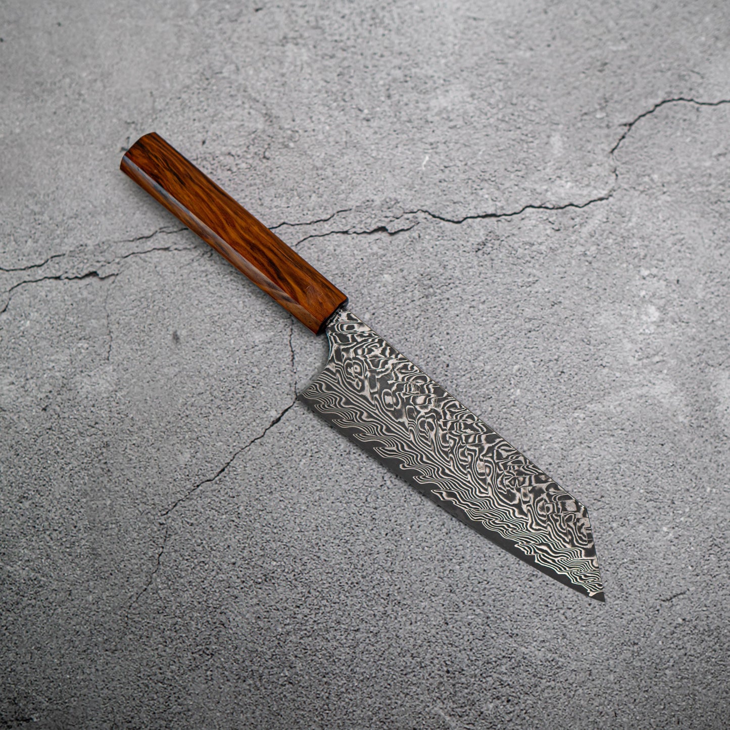 Couteau japonais Yoshimi Kato R2/SG2 Damas Bunka 165 mm Manche en bois Sugi (laqué)