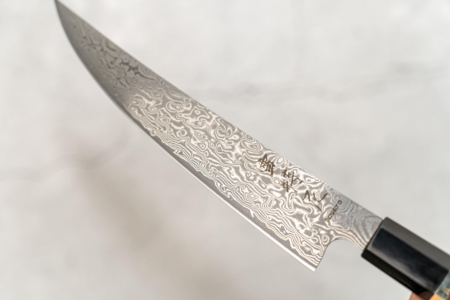Couteau à fileter Noseto Kaji 210 mm, noyau en acier Damas VG-10, 67 couches de cornes de buffle, bois de fer
