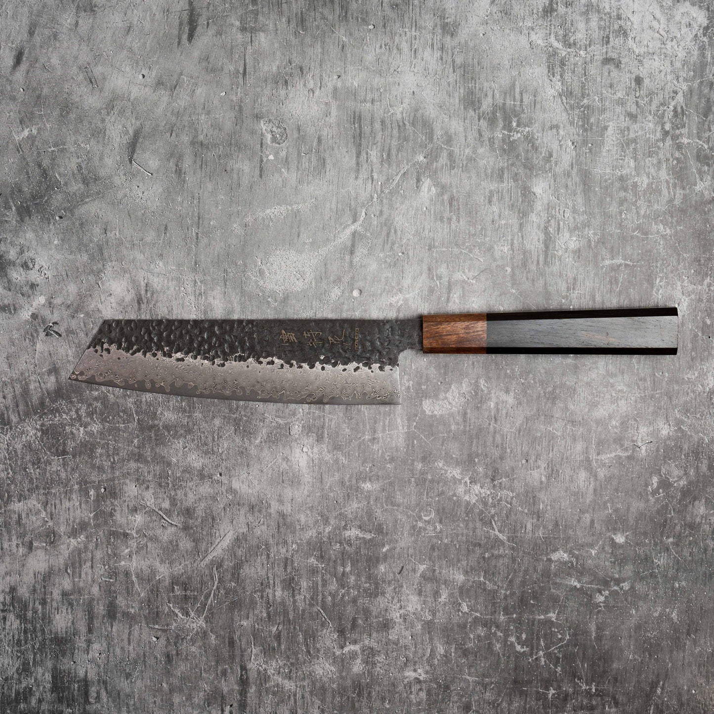 Noseto Kuki Bunka 190 mm 67 couches Damas Finition Tsuchime Bois Pakka Noir