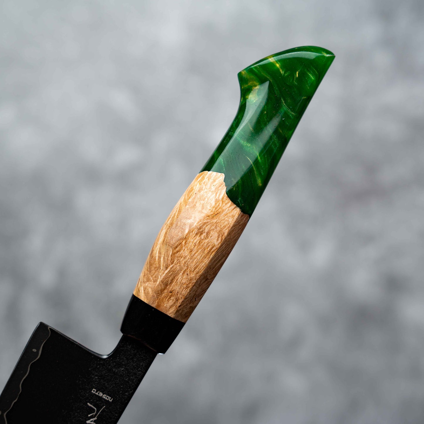 Noseto Arai Gyuto 210 mm 3 couches, noyau en acier poudré MD606 teinté noir avec résine et bois stabilisé