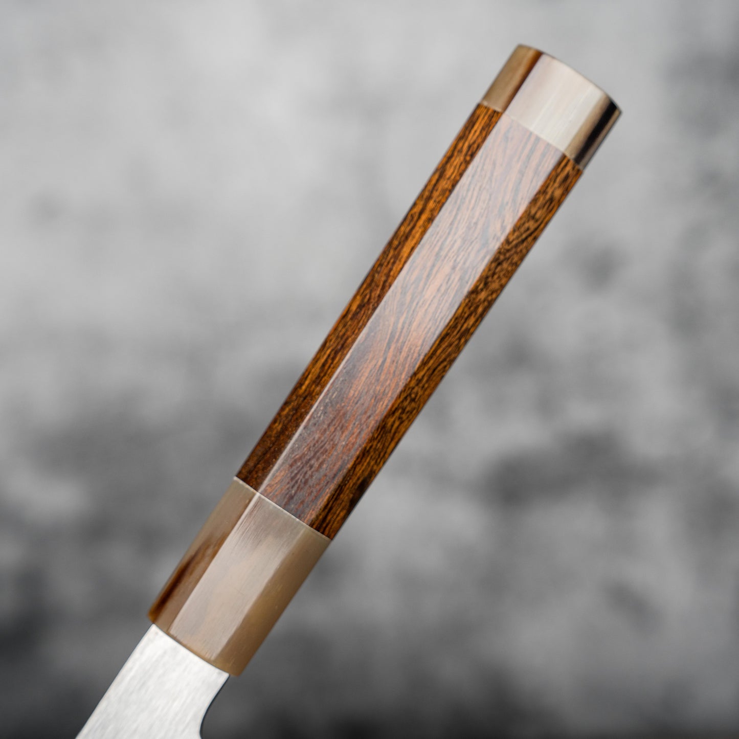 Noseto ZDP189 Bunka 165 mm avec bois de fer à dessert et corne de buffle blanche
