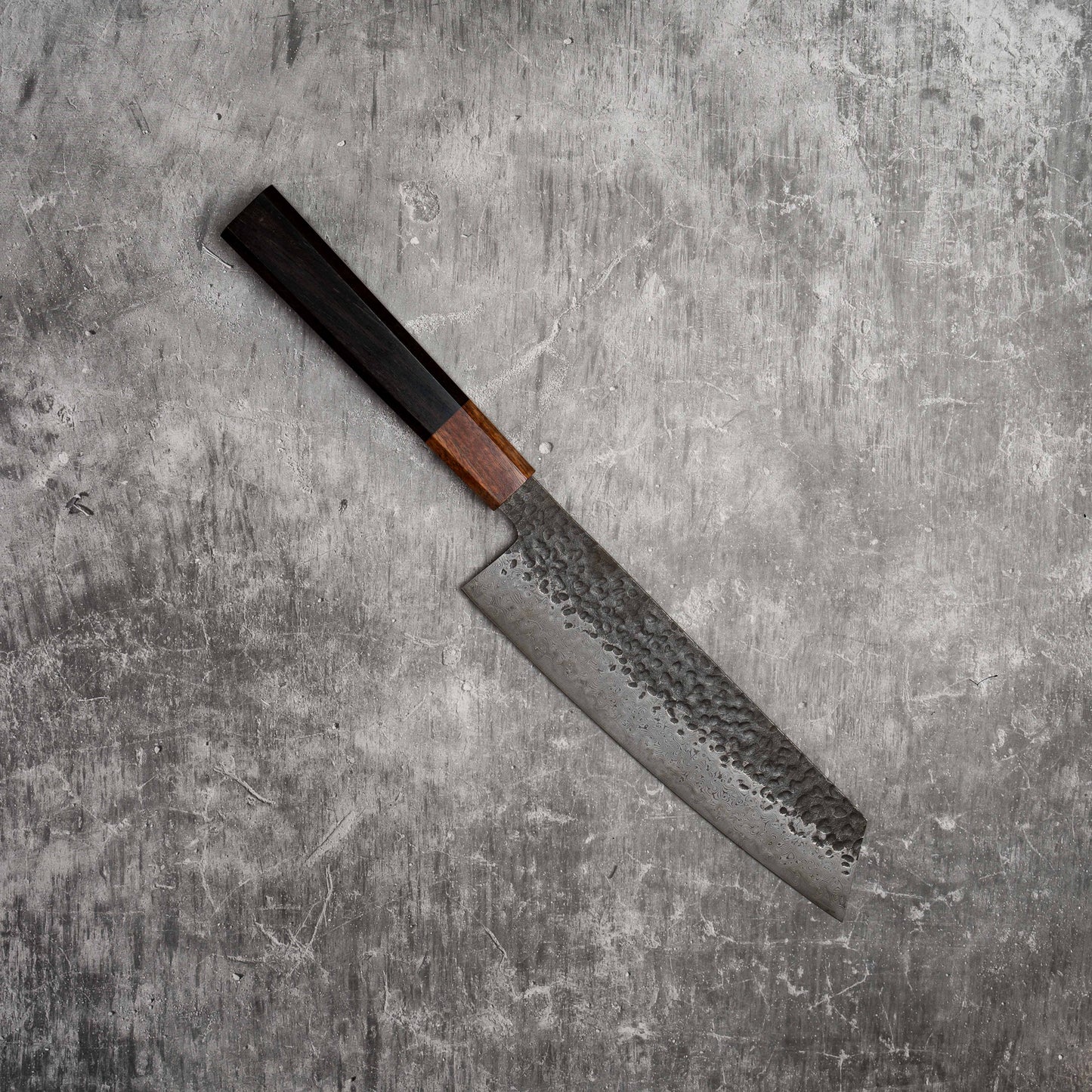 Noseto Kuki Bunka 190 mm 67 couches Damas Finition Tsuchime Bois Pakka Noir