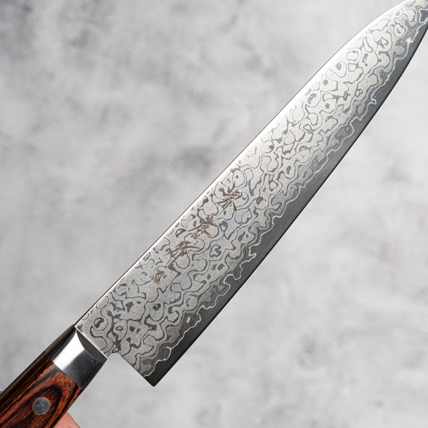Couteau Sakai Takayuki Gyuto 210 mm VG10 17 couches Damas finition miroir