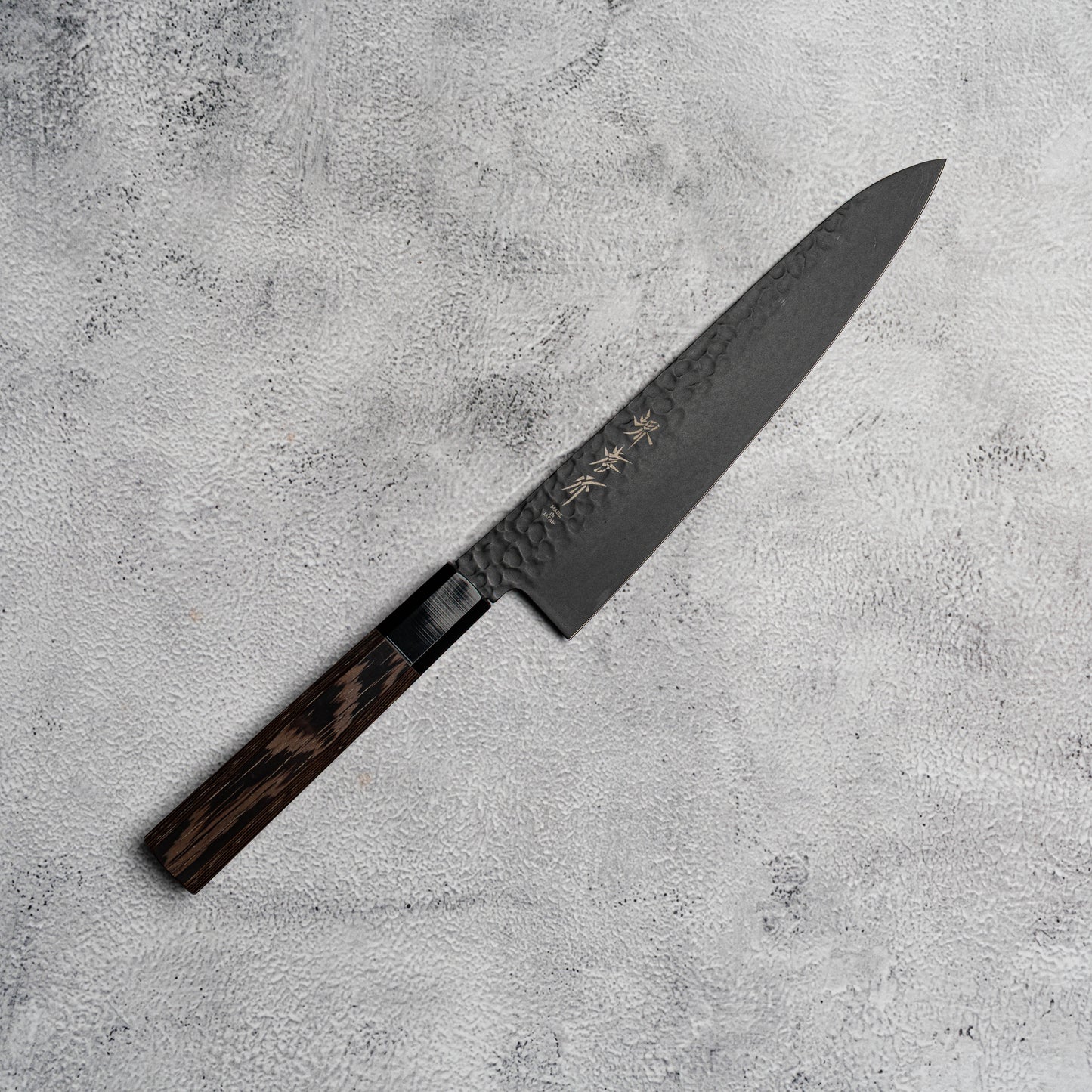 Sakai Takayuki Gyuto 210 mm Kurokage VG10 martelé revêtement en téflon poignée wengé