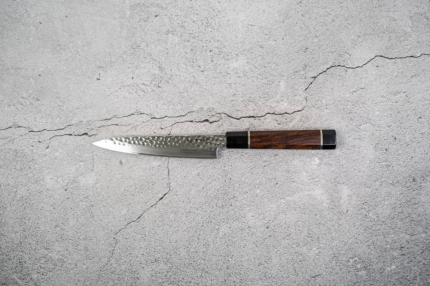 Noseto Suki Petty 67 Layers Damascus Hammered with Desert Iron Wood Handle