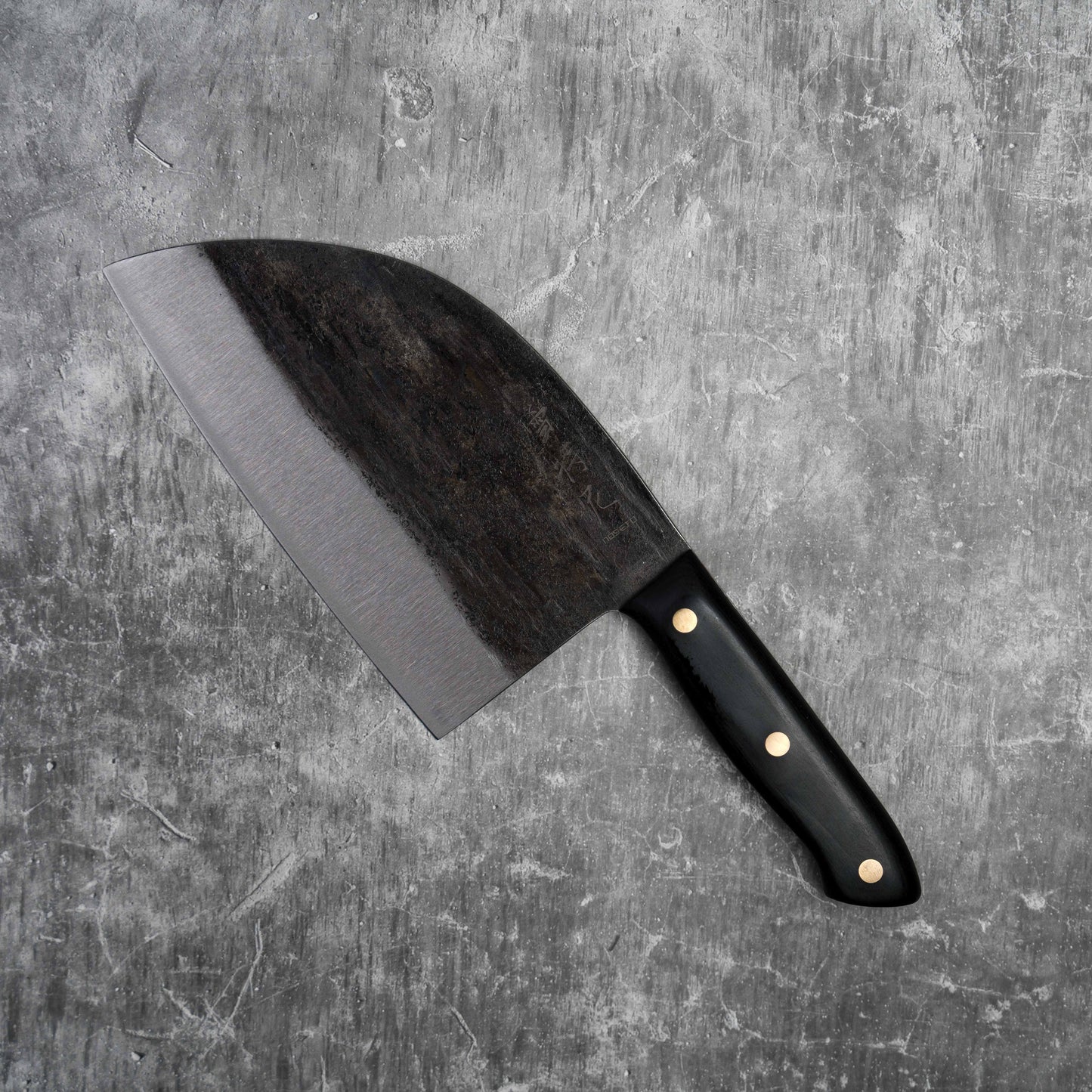 Couteau couperet serbe Noseto 180 mm en acier au carbone avec étui