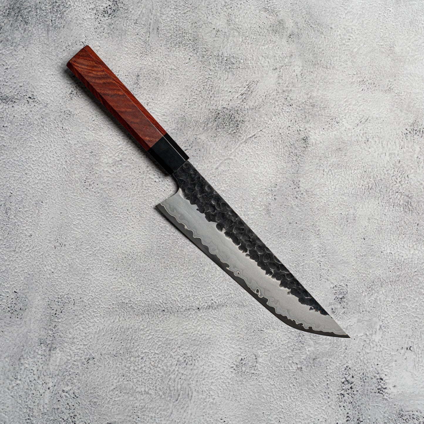 Noseto Neno 210 mm Sakimaru Gyuto 3 couches d'acier au carbone avec bois rouge et corne de buffle