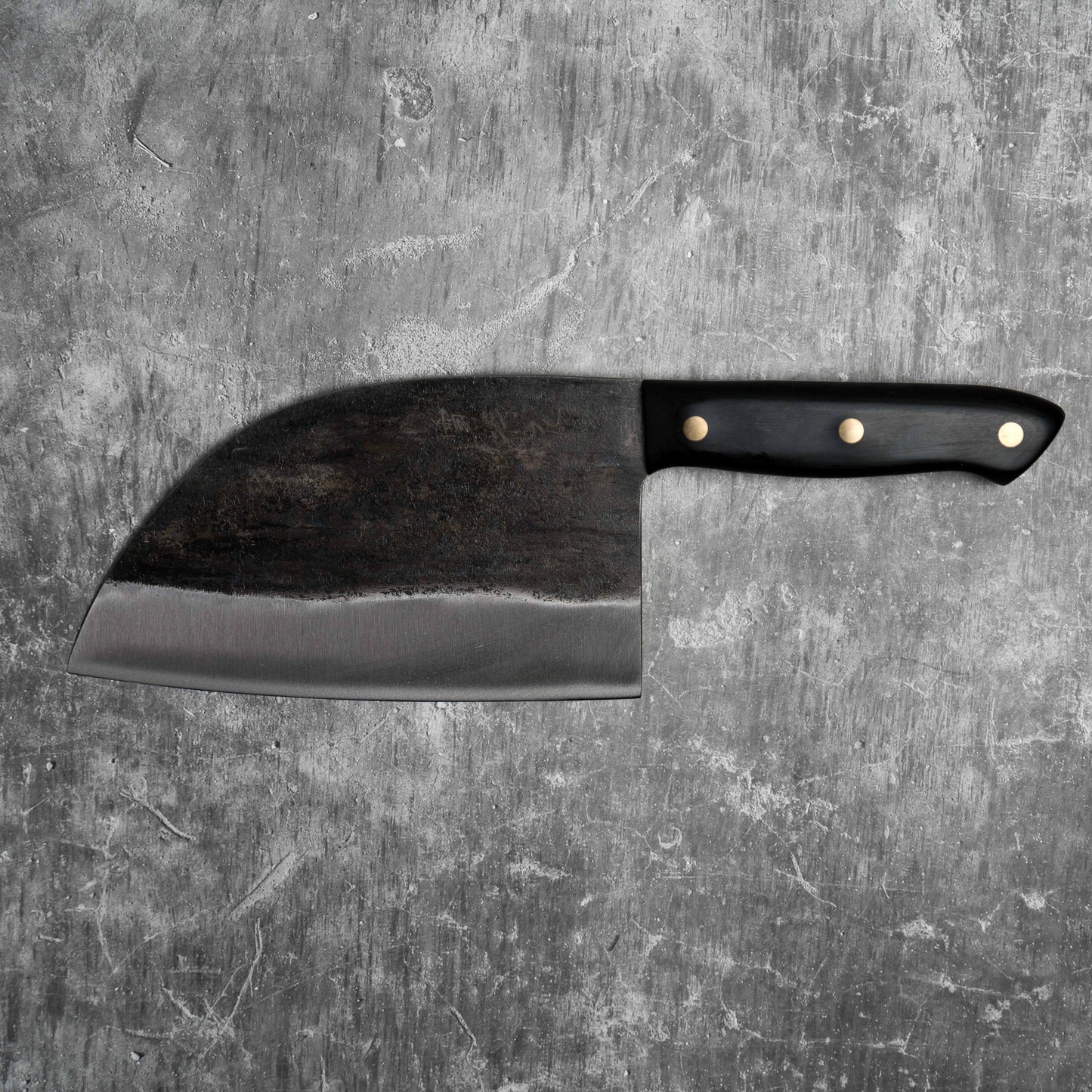 Couteau couperet serbe Noseto 180 mm en acier au carbone avec étui
