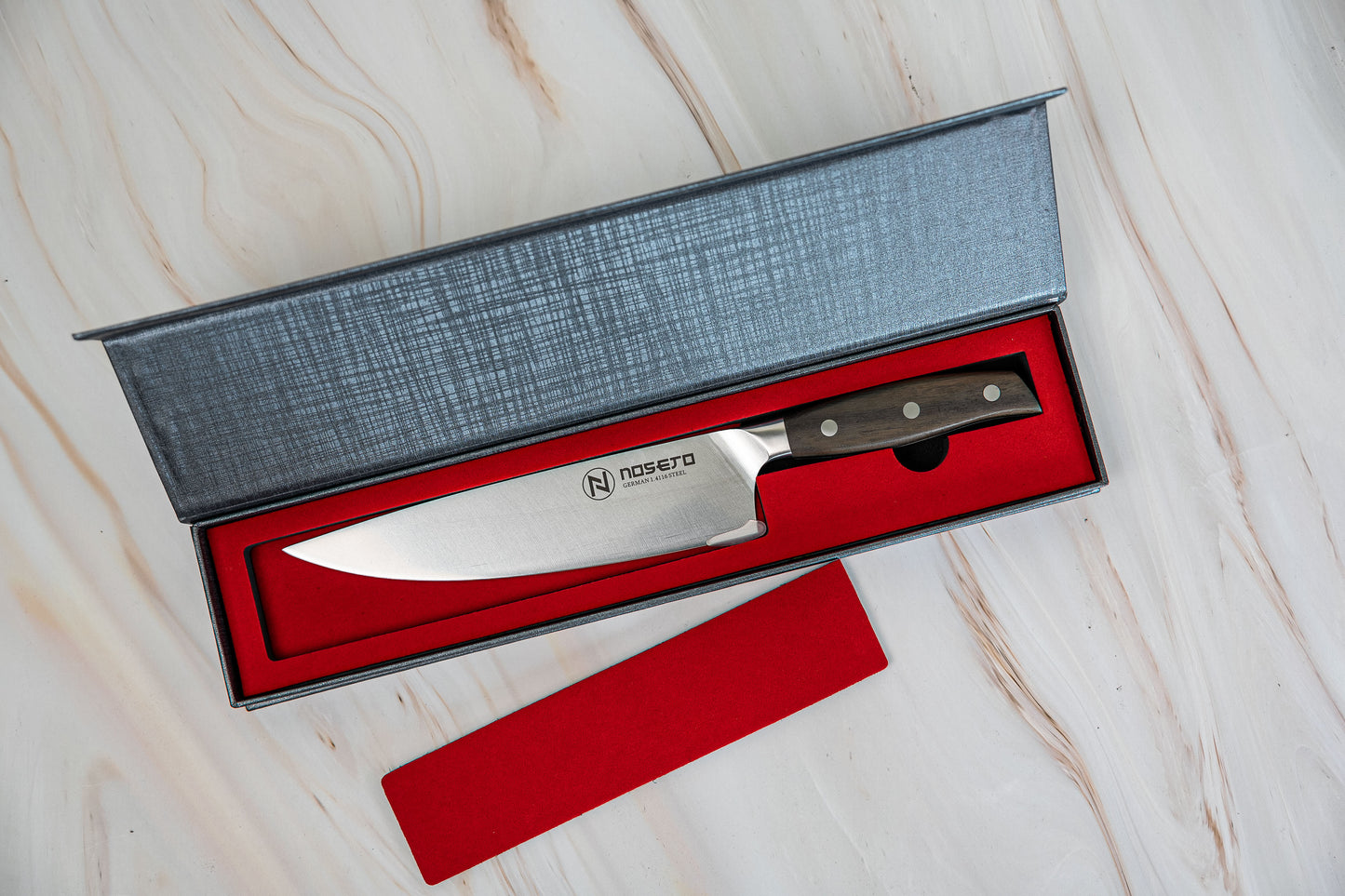 Couteau de chef allemand NOSETO 210 mm en acier inoxydable de haute qualité avec manche en bois de santal rouge