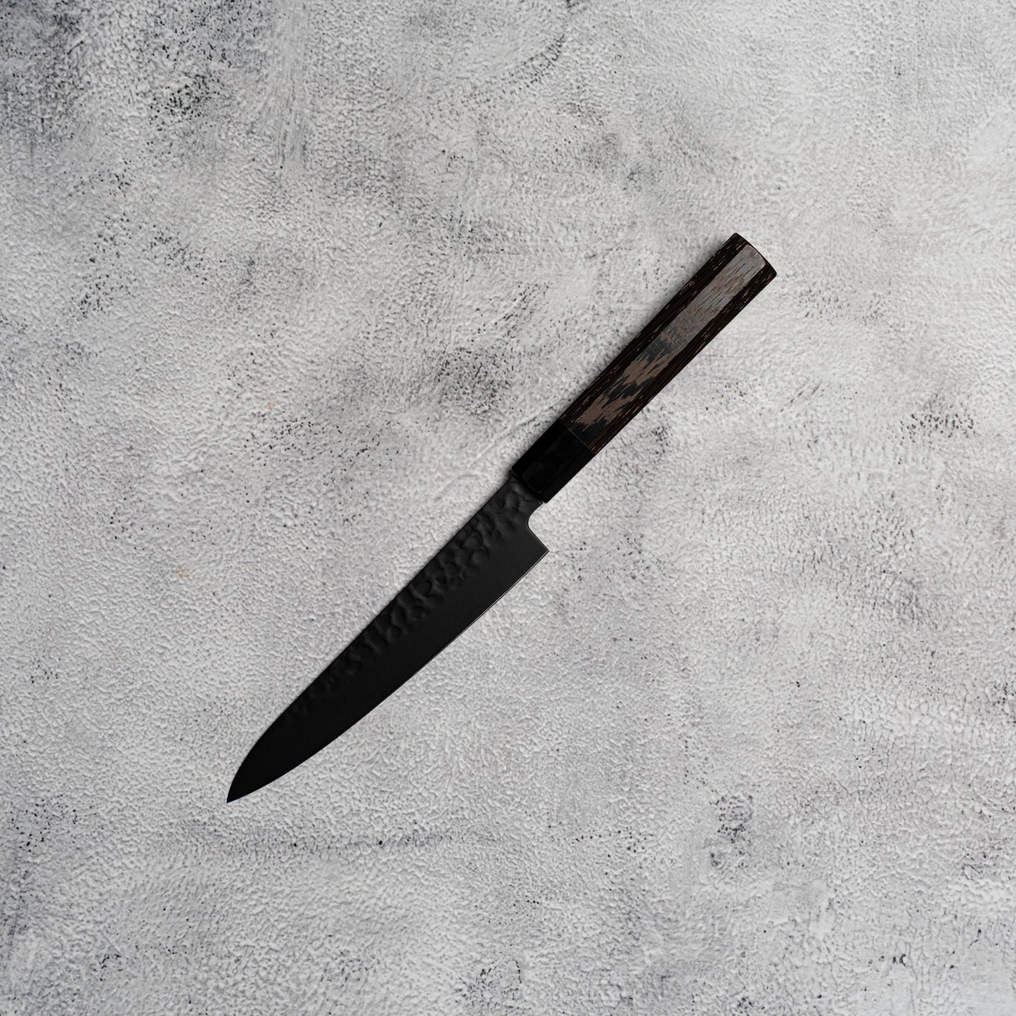Couteau de cuisine Sakai Takayuki Petty 150 mm Kurokage VG10 martelé avec revêtement en téflon et manche en wengé