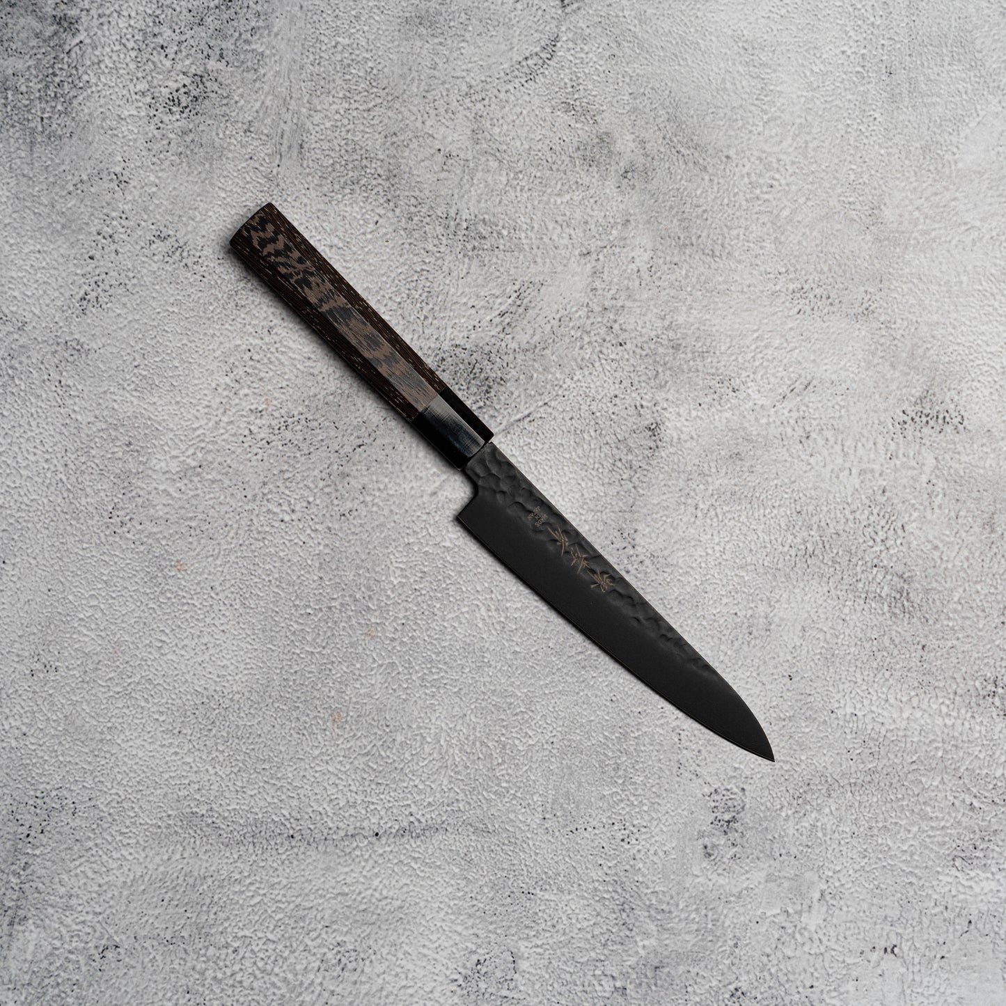 Couteau de cuisine Sakai Takayuki Petty 150 mm Kurokage VG10 martelé avec revêtement en téflon et manche en wengé
