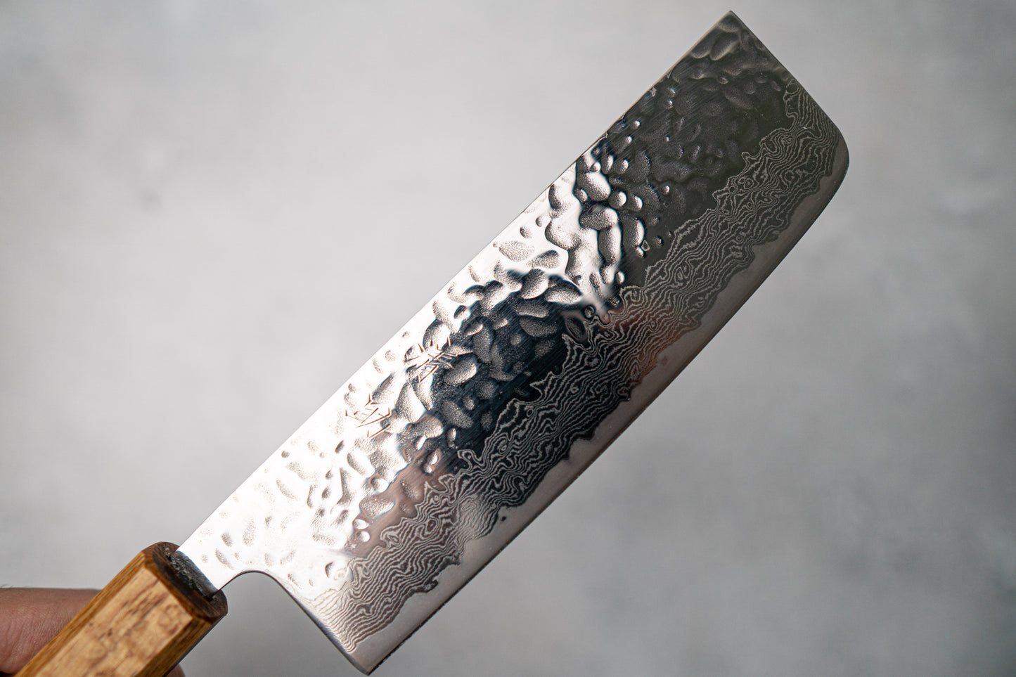 Seisuke Tsukikage AUS10 Migaki Fini Martelé Damas Nakiri Couteau japonais 170mm Manche en chêne