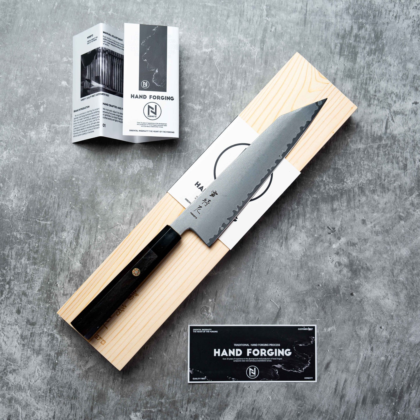 Noseto HAP-40 Kiritsuke 210 mm 3 couches d'acier composite avec manche en ébène