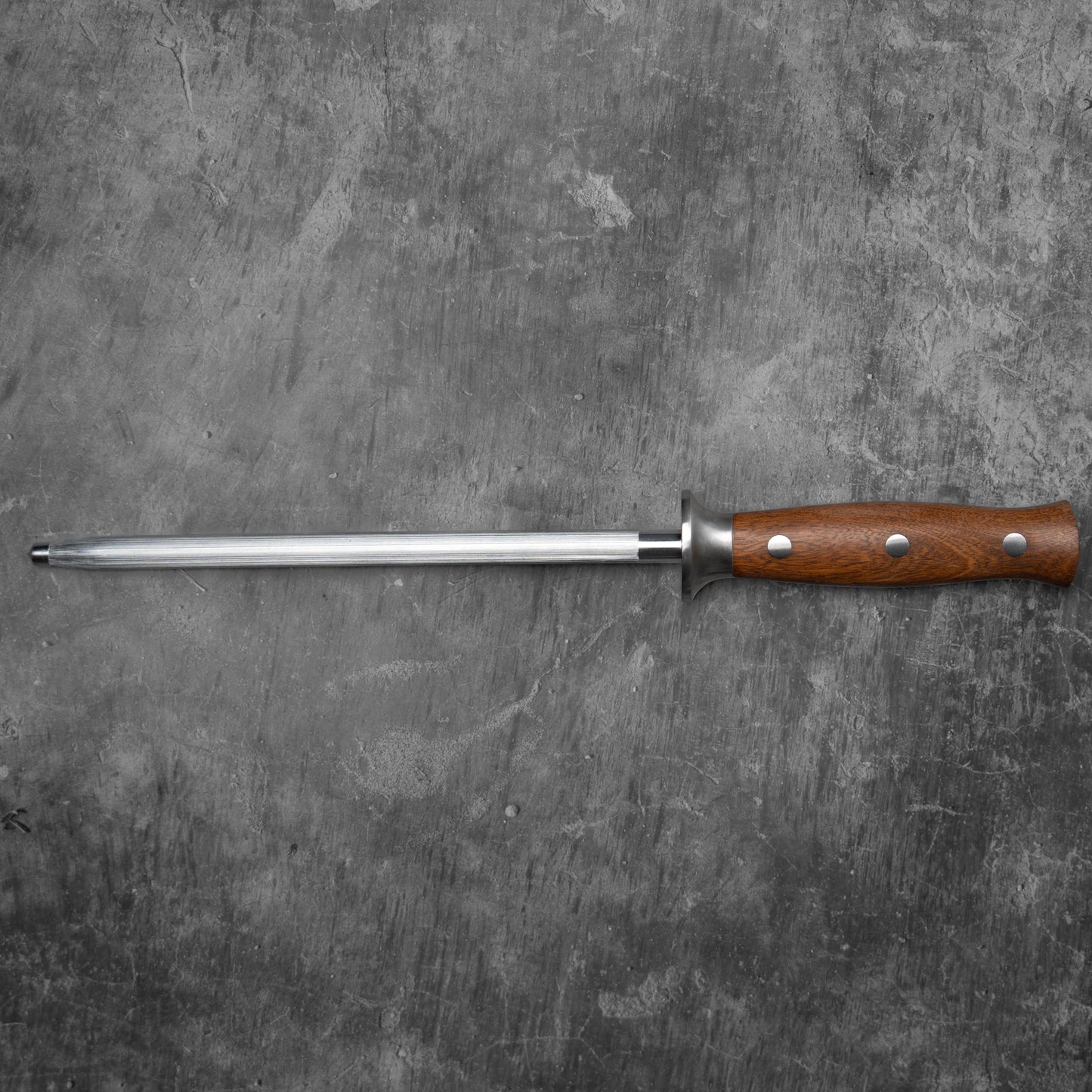 Noseto (aussi appelé Honing Steel Road) 230 mm avec manche en bois rouge
