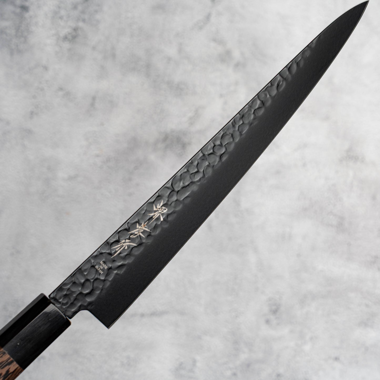 Sakai Takayuki Sujihiki Kurokage VG10, manche en wengé avec revêtement en téflon martelé, 240 mm