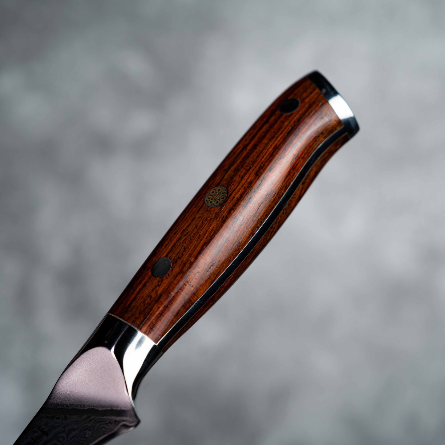 Couteau à fileter Noseto Niku 180 mm, 67 couches d'acier Damas avec manche en palissandre naturel