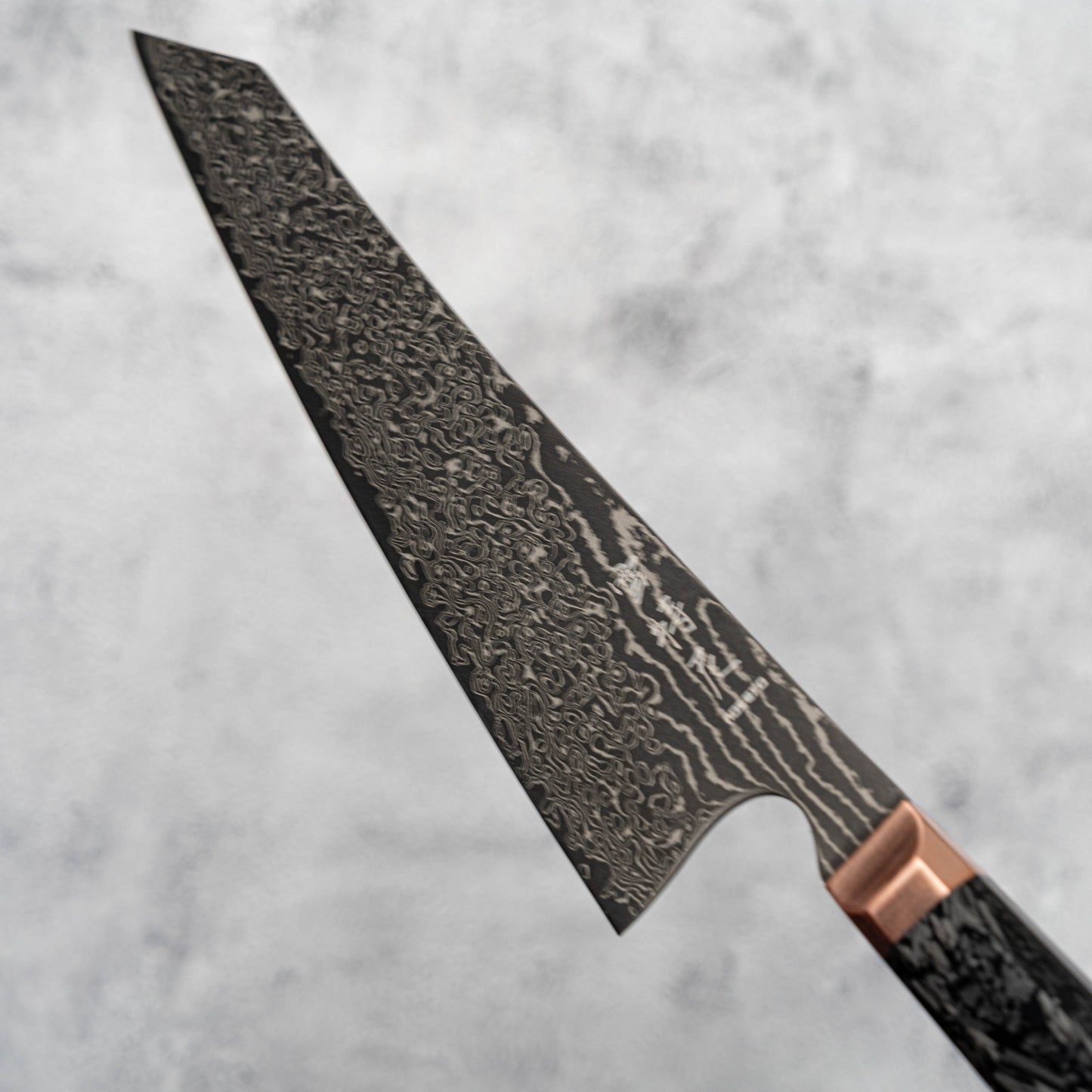 Couteau Noseto Masu 210 mm Kiritsuke 67 couches Aus-10 Damas avec renfort en cuivre et fibre de carbone
