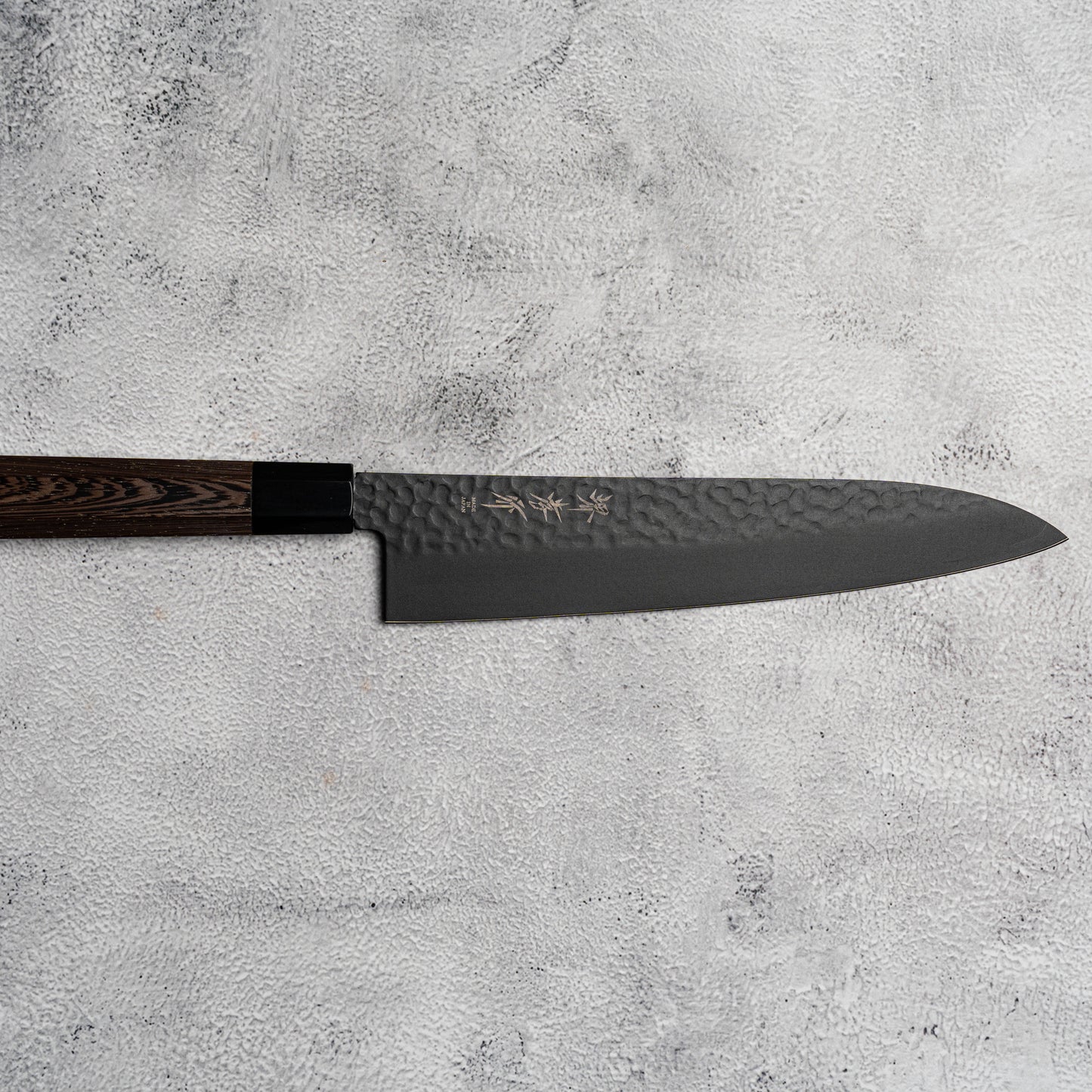 Sakai Takayuki Gyuto 240 mm Kurokage VG10 martelé revêtement en téflon poignée wengé