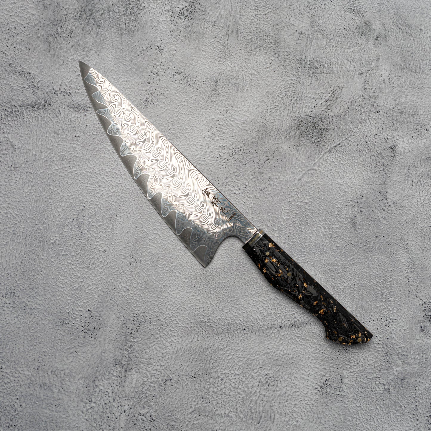 Couteau de chasse Noseto Mare Gyuto 210 mm 67 couches Au-10 Damas, manche en résine et fibre de carbone