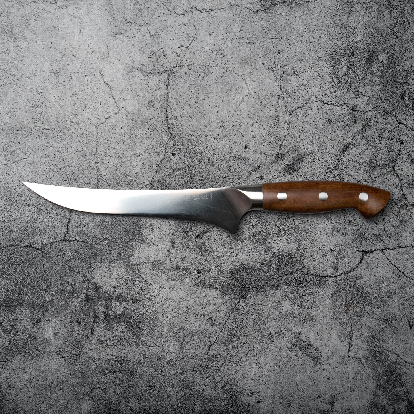 Couteau à fileter Noseto Aka 180 mm, couteau allemand avec manche en bois rouge