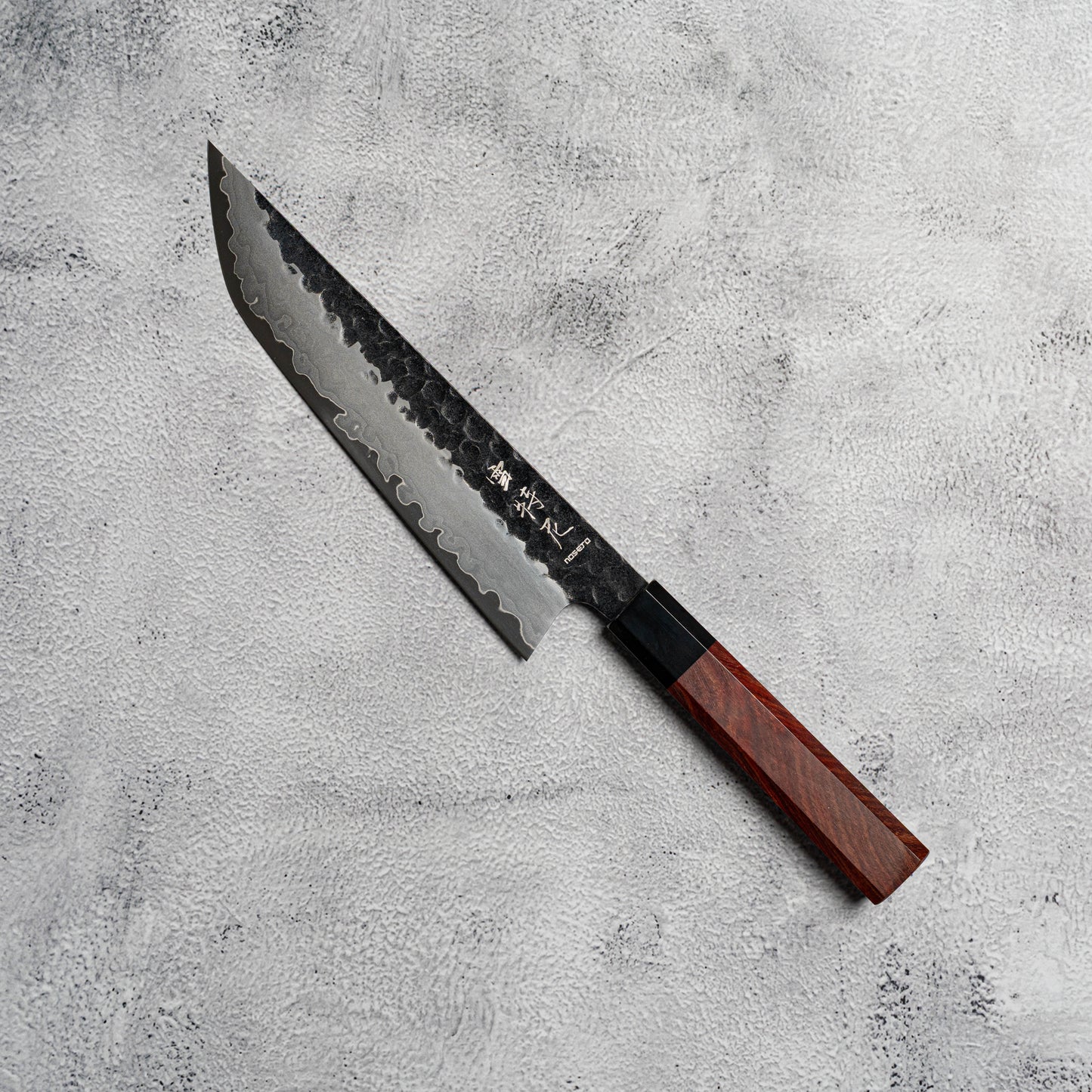 Noseto Neno 210 mm Sakimaru Gyuto 3 couches d'acier au carbone avec bois rouge et corne de buffle