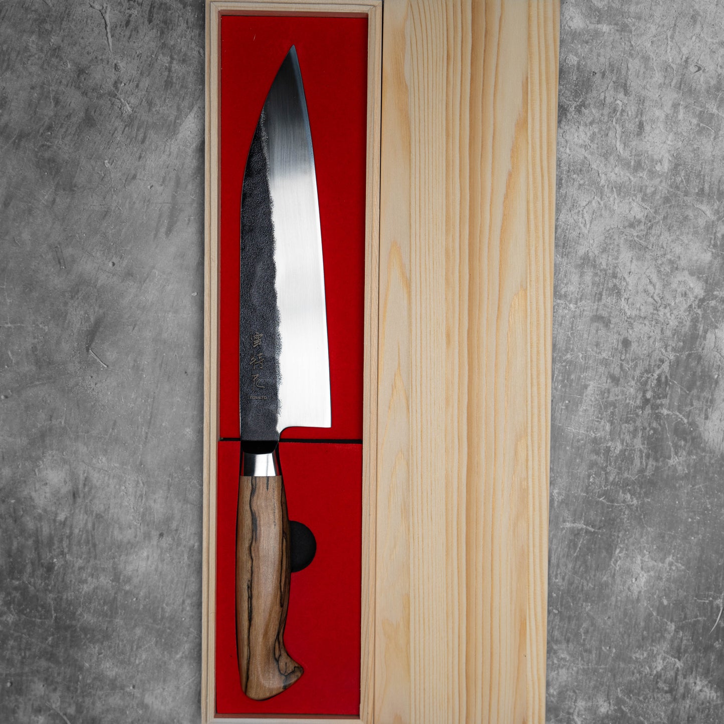 Noseto MD305 Powder Steel Gyuto 210mm Black Forging with Grain Wood Handle