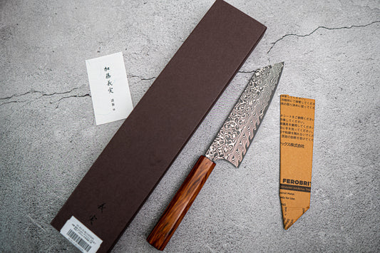 Couteau japonais Yoshimi Kato R2/SG2 Damas Bunka 165 mm Manche en bois Sugi (laqué)