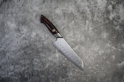 Couteau Santoku Noseto Roku 185 mm, noyau en acier poudré 73 couches, manche en G10 noir et rouge