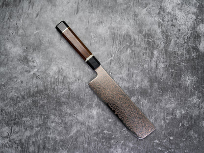 Couteau Nakiri Noseto Kiiro 37 couches en acier de Damas et cuivre, 170 mm, manche en bois de fer