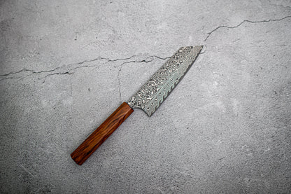 Couteau japonais Yoshimi Kato R2/SG2 Damas Bunka 165 mm Manche en bois Sugi (laqué)