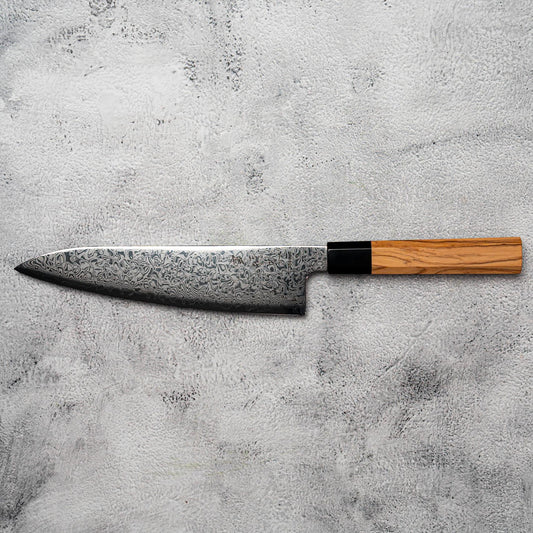Couteau Nato Gyuto Noseto 210 mm 67 couches Damas avec bois d'olivier et corne de buffle