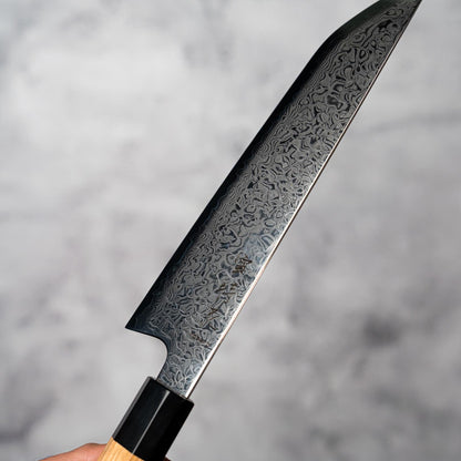 Couteau de chasse Noseto Nato Gyutu Sakimaru 210 mm 67 couches Damas avec bois d'olivier et corne de buffle